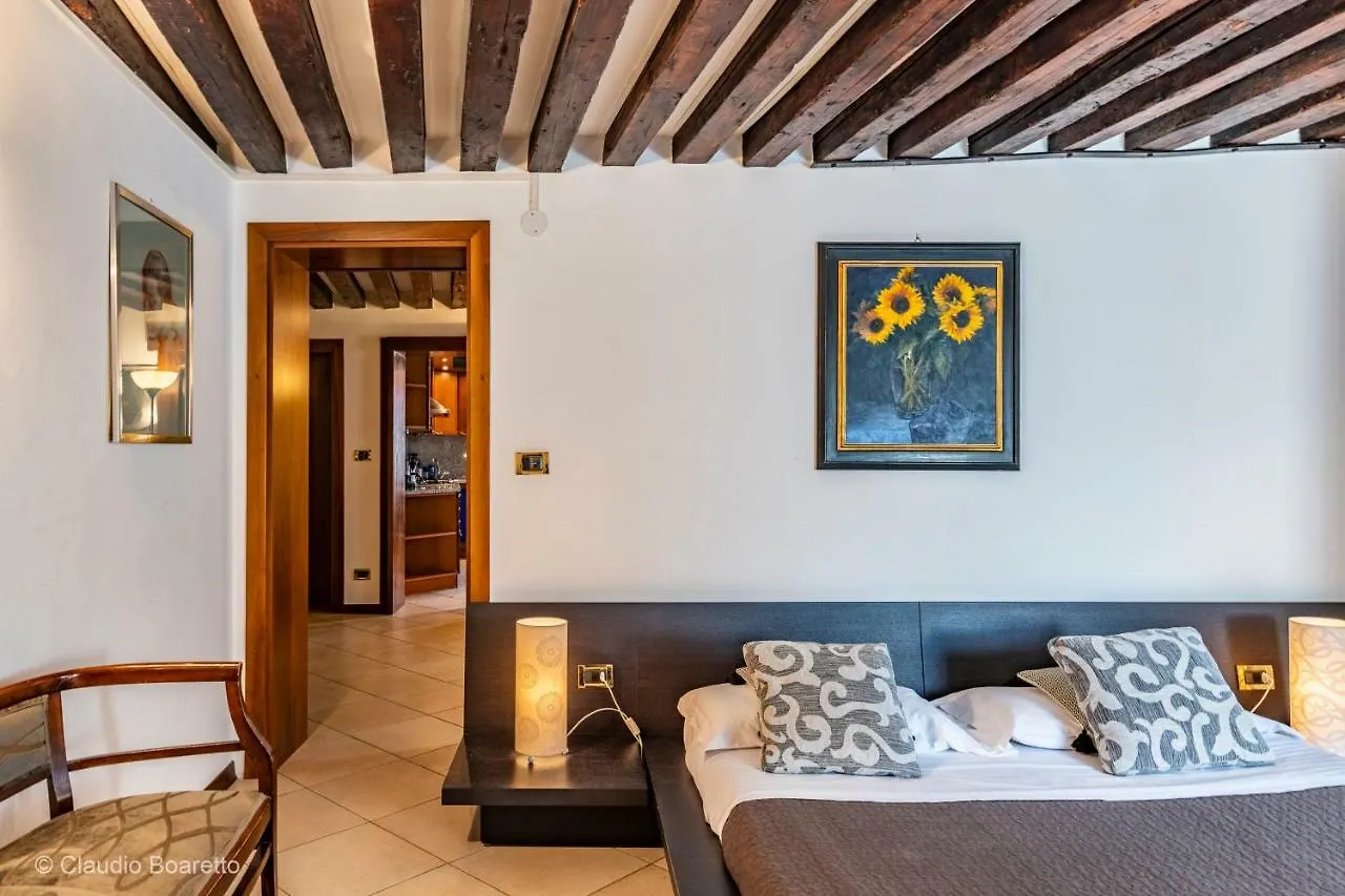 Ferienwohnung Palazzina Adorata - Venisejetaime Apartment Venedig